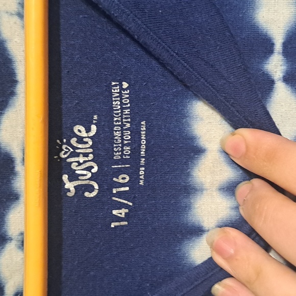 Shirt - Picture 2 of 4